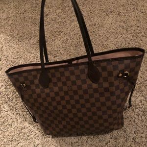 Louis Vuitton Neverfull
